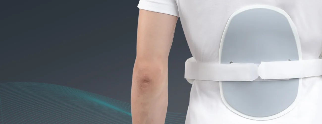 Tynor Ash Brace (Hyper Extension Brace) close-up: rigid back pad