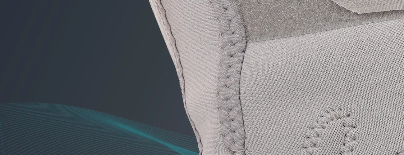 Tynor OA Knee Support (Neoprene) close-up: neoprene fabric