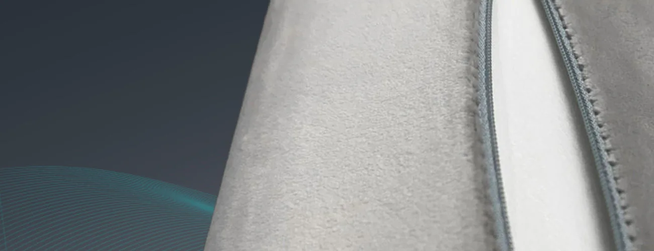 Tynor Ortho Cushion Seat close-up: piped cover edge